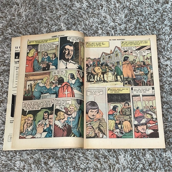 VINTAGE 1943 GOLDEN AGE The Three Musketeers Classics Illustrated Comic #1 - Picture 6 of 7